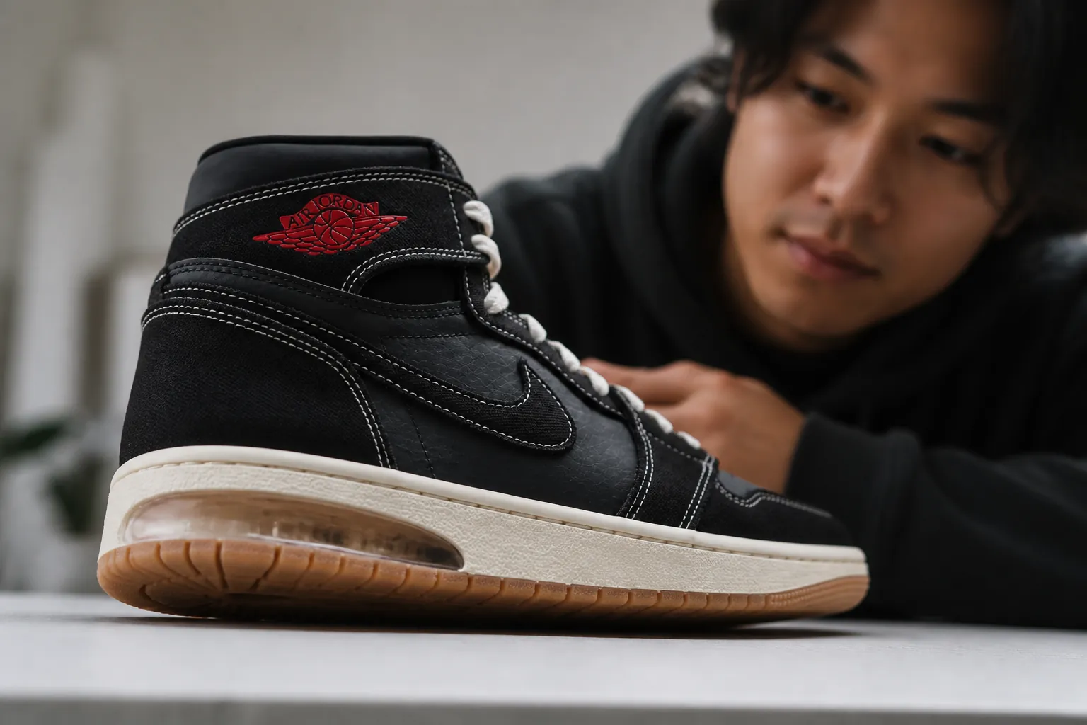 Premium Air sole unit visible through the translucent outsole showing Nike's legendary cushioning technology